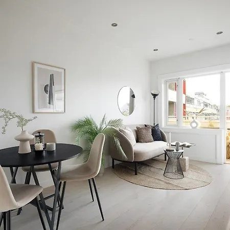 Great In Bogstadveien With A Sunny Balcony *