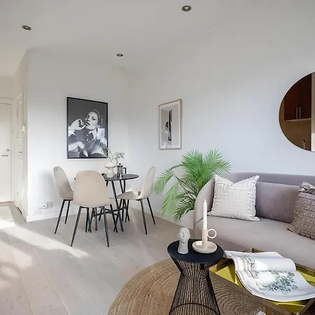 Great In Bogstadveien With A Sunny Balcony