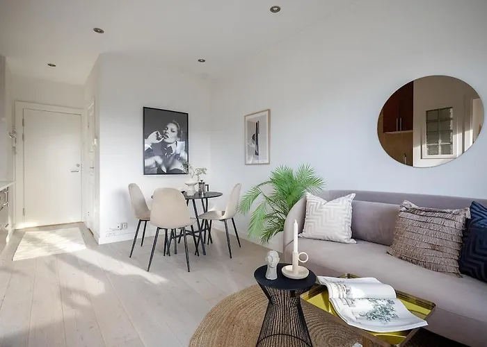 Great In Bogstadveien With A Sunny Balcony