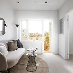 Great In Bogstadveien With A Sunny Balcony Oslo